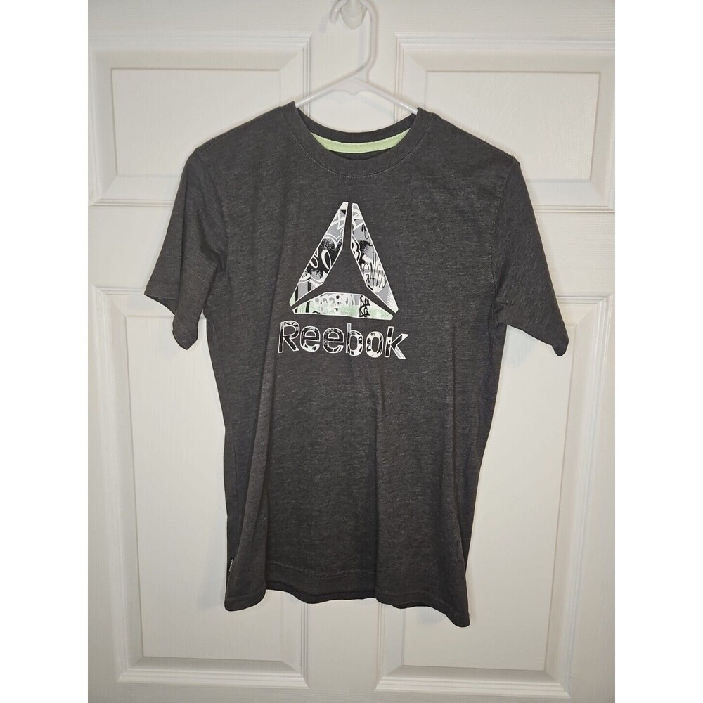 Reebok T Shirt Boys Size XXL (18) Short Sleeve Graphic Gray Graffiti Logo 2XL